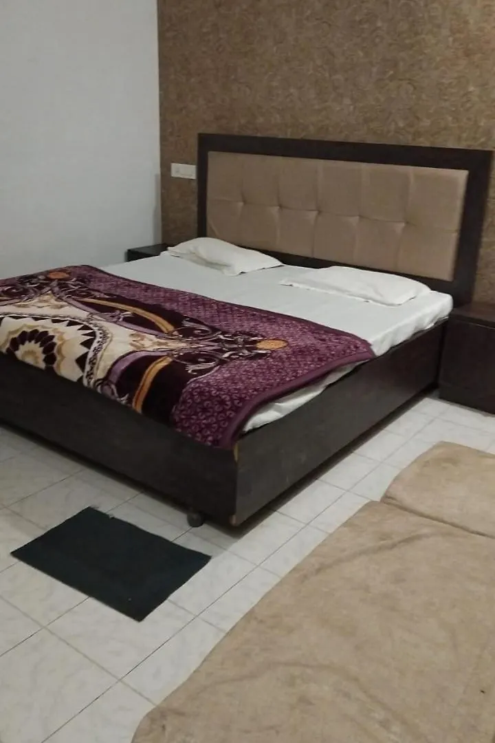 Ashirwad Gh Hotel Varanasi