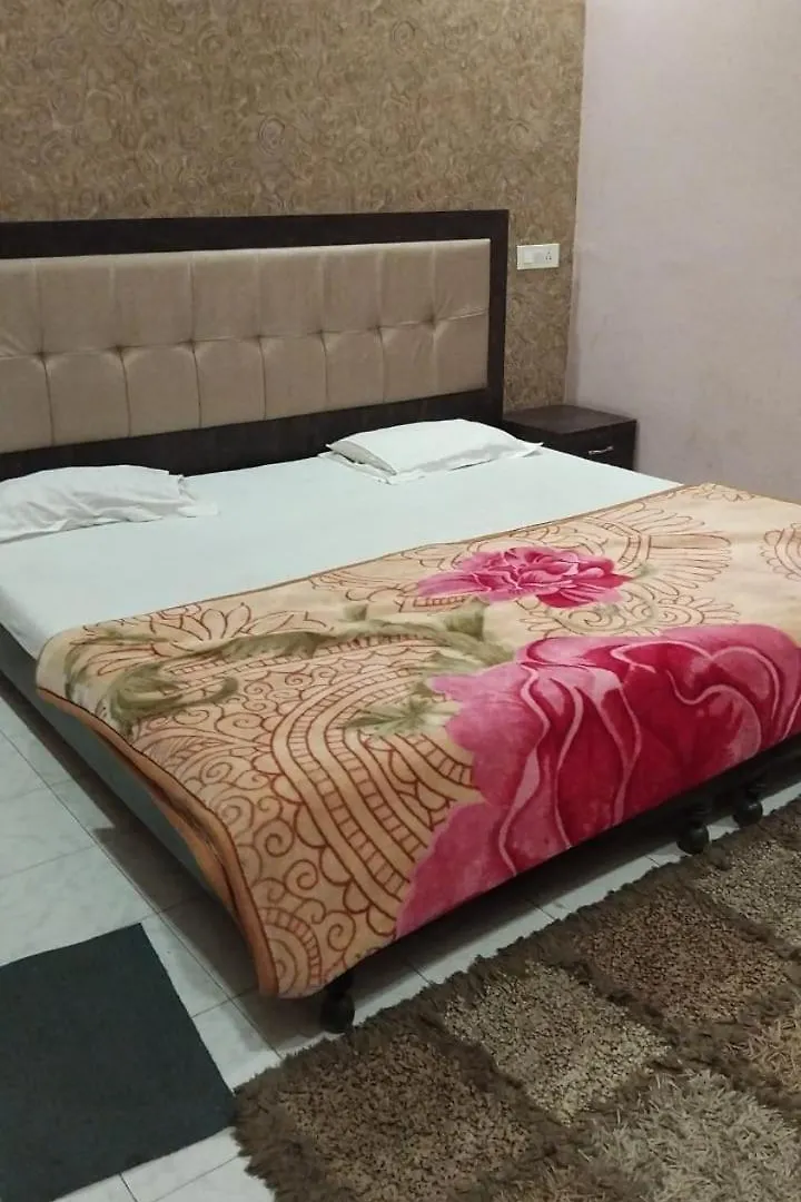 Ashirwad Gh Hotel Varanasi 3*,