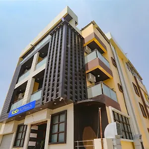 Fabhotel Saumendra Hotel